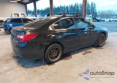 2015 Subaru Legacy 2.5I Limited из США, поврежденный, VIN 4S3BNAJ61F3066728